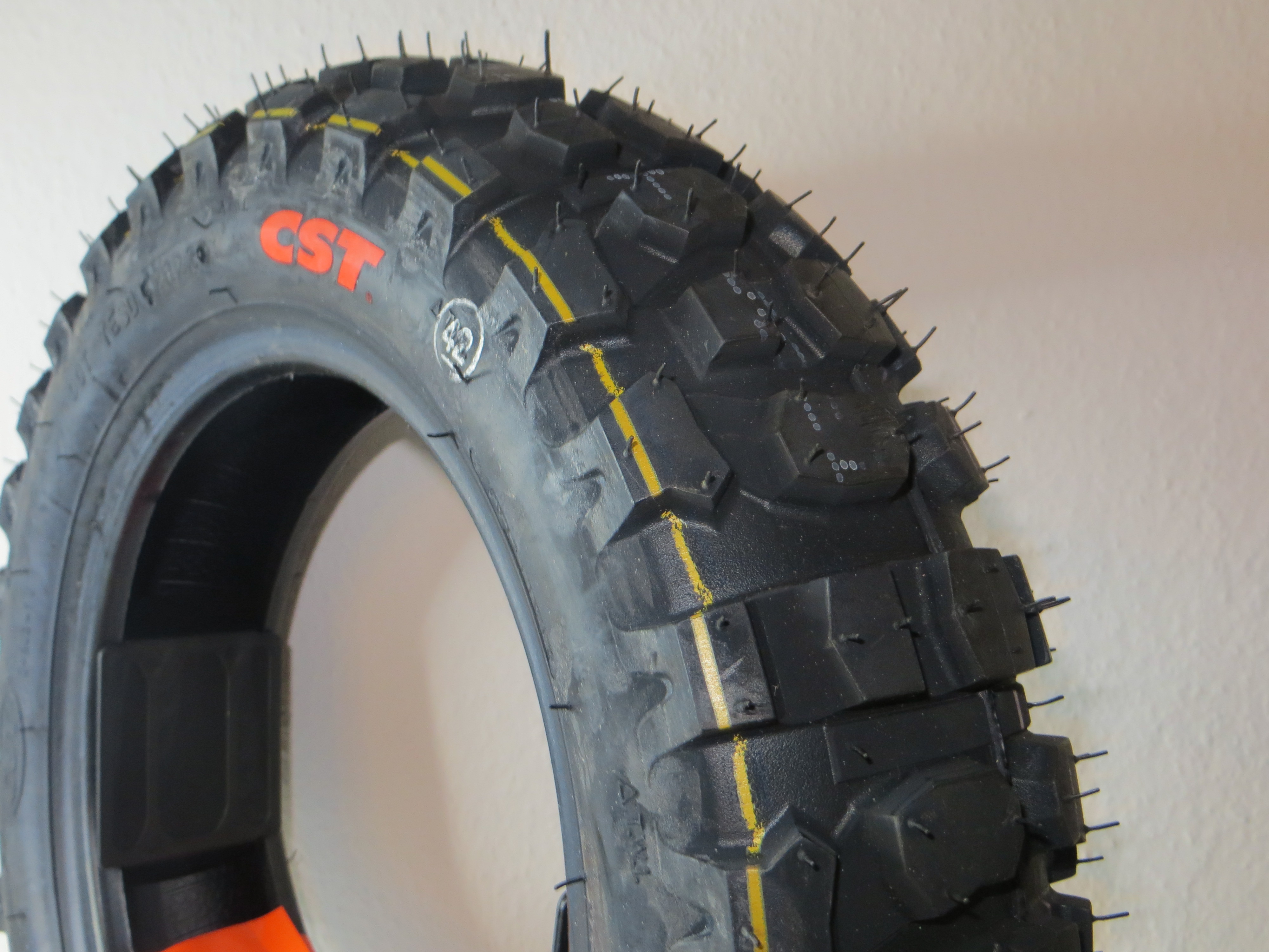 Reifen Gelände CST 100/90-10 Reinforced APE50